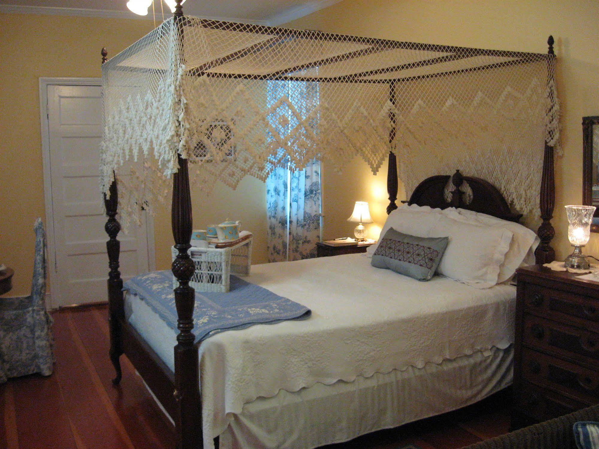 Magnolia Cottage Bed And Breakfast Natchez Exterior photo